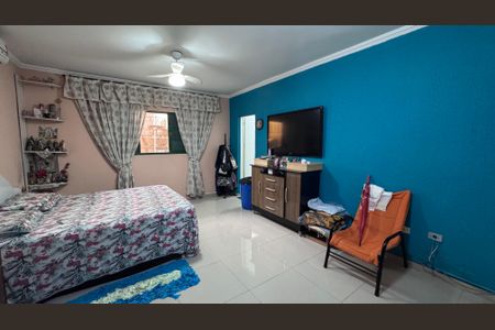 Casa à venda com 293m², 5 quartos e 4 vagas Casa à venda com 293m², 5 quartos e 4 vagasSuíte