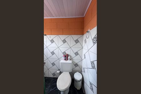 Casa à venda com 293m², 5 quartos e 4 vagas Casa à venda com 293m², 5 quartos e 4 vagasBanheiro