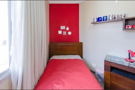 Apartamento à venda com 174m², 4 quartos e 2 vagas Apartamento à venda com 174m², 4 quartos e 2 vagasQuarto 2