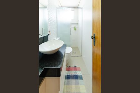 Apartamento à venda com 174m², 4 quartos e 2 vagas Apartamento à venda com 174m², 4 quartos e 2 vagasBanheiro social