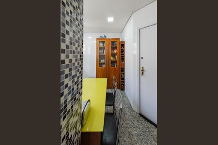 Apartamento à venda com 174m², 4 quartos e 2 vagas Apartamento à venda com 174m², 4 quartos e 2 vagasCozinha