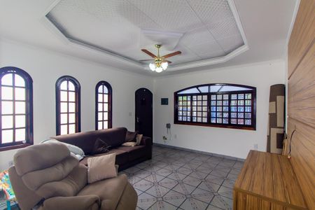 Sala de casa para alugar com 3 quartos, 196m² em Jardim Santa Adelia, São Paulo