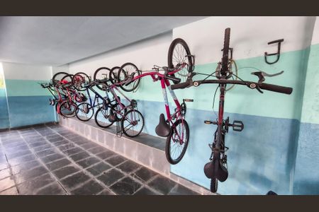 Apartamento à venda com 49m², 2 quartos e sem vagaÁrea comum - Playground