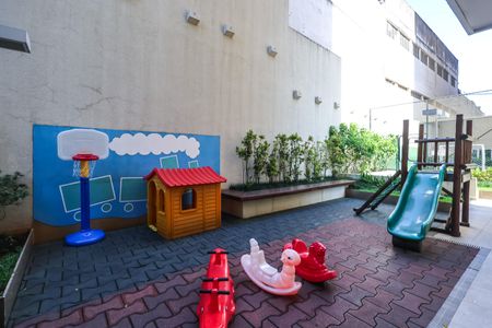 Apartamento à venda com 69m², 2 quartos e 1 vaga Apartamento à venda com 69m², 2 quartos e 1 vagaÁrea comum