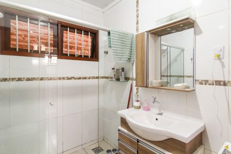 Casa à venda com 116m², 4 quartos e 1 vaga Casa à venda com 116m², 4 quartos e 1 vagaBanheiro 1