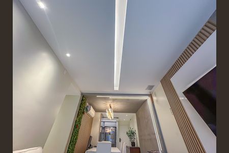 Apartamento à venda com 87m², 3 quartos e 1 vaga Apartamento à venda com 87m², 3 quartos e 1 vagaSala