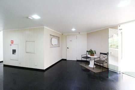 Apartamento à venda com 92m², 2 quartos e 1 vagaHall social