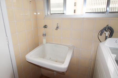 Apartamento à venda com 92m², 2 quartos e 1 vagaÁrea de Serviço