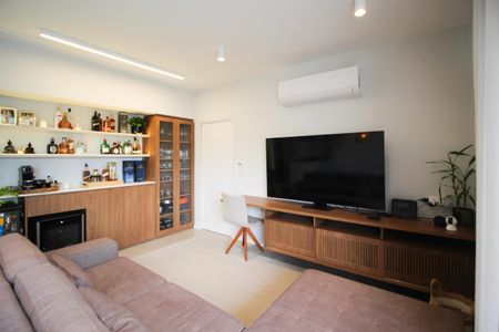 Sala de apartamento à venda com 2 quartos, 90m² em Indianópolis, São Paulo