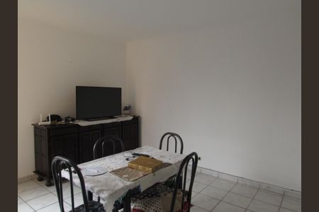Sala de apartamento para alugar com 2 quartos, 64m² em Aliança, Osasco