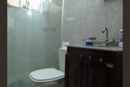 Banheiro de apartamento para alugar com 2 quartos, 64m² em Aliança, Osasco