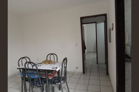 Sala de apartamento para alugar com 2 quartos, 64m² em Aliança, Osasco