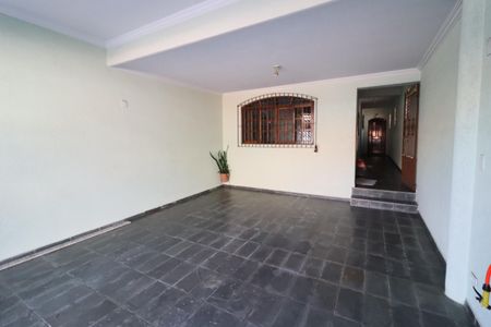 Casa à venda com 125m², 3 quartos e 2 vagasGaragem
