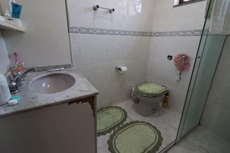 Casa à venda com 125m², 3 quartos e 2 vagasBanheiro Social