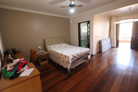 Casa à venda com 125m², 3 quartos e 2 vagasSuíte 