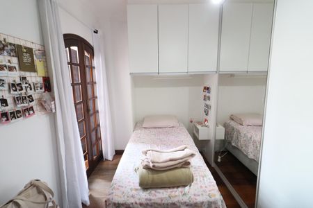 Casa à venda com 125m², 3 quartos e 2 vagasQuarto 2