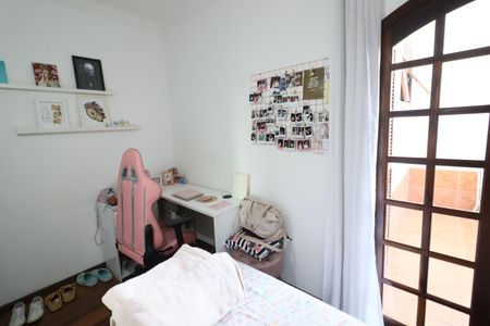 Casa à venda com 125m², 3 quartos e 2 vagasQuarto 2