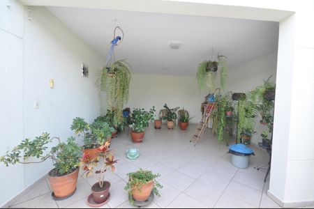 Casa à venda com 200m², 3 quartos e 4 vagasGaragem