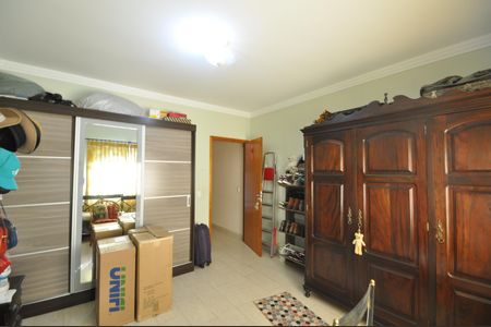 Casa à venda com 200m², 3 quartos e 4 vagasQuarto 1