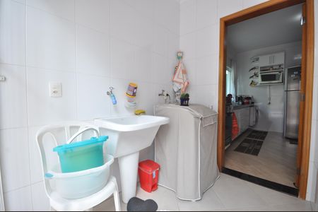 Casa à venda com 200m², 3 quartos e 4 vagasÁrea de Serviço