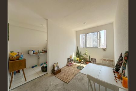 Apartamento à venda com 44m², 2 quartos e sem vaga Apartamento à venda com 44m², 2 quartos e sem vagaSala