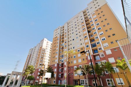 Apartamento à venda com 58m², 2 quartos e 1 vaga Apartamento à venda com 58m², 2 quartos e 1 vagaFachada