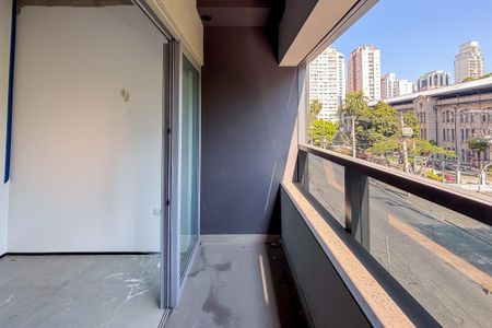Sacada de kitnet/studio à venda com 1 quarto, 24m² em Jardim Paulista, São Paulo