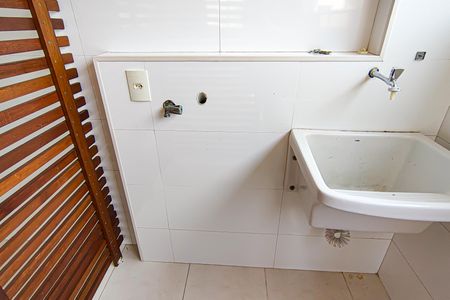 Apartamento à venda com 84m², 2 quartos e 1 vaga Apartamento à venda com 84m², 2 quartos e 1 vagaÁrea de Serviço