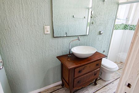 Apartamento à venda com 84m², 2 quartos e 1 vaga Apartamento à venda com 84m², 2 quartos e 1 vagaBanheiro