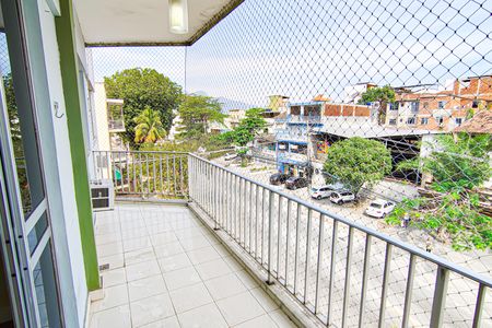 Varanda de apartamento à venda com 2 quartos, 84m² em Taquara, Rio de Janeiro