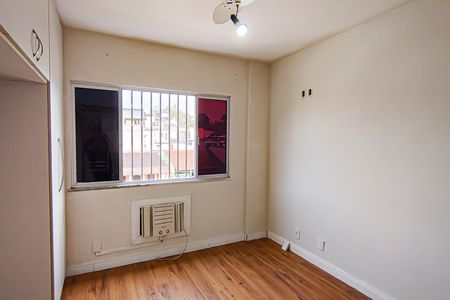 Apartamento à venda com 84m², 2 quartos e 1 vaga Apartamento à venda com 84m², 2 quartos e 1 vagaSuíte