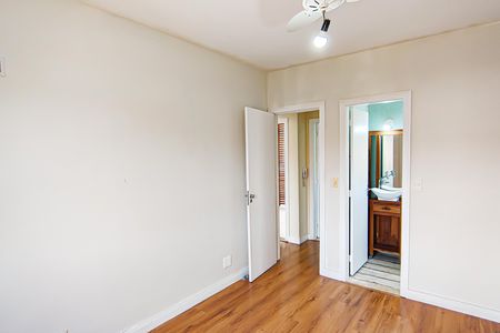 Apartamento à venda com 84m², 2 quartos e 1 vaga Apartamento à venda com 84m², 2 quartos e 1 vagaSuíte