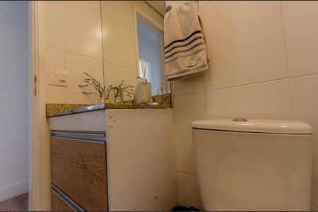 Apartamento à venda com 72m², 3 quartos e 2 vagas Apartamento à venda com 72m², 3 quartos e 2 vagasBanheiro