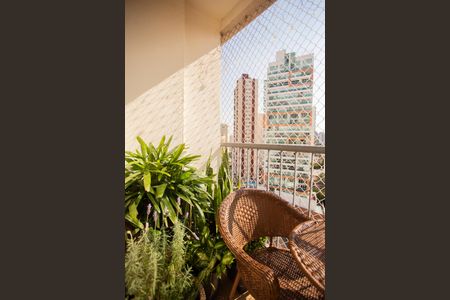 Apartamento à venda com 72m², 3 quartos e 1 vaga Apartamento à venda com 72m², 3 quartos e 1 vagaSala