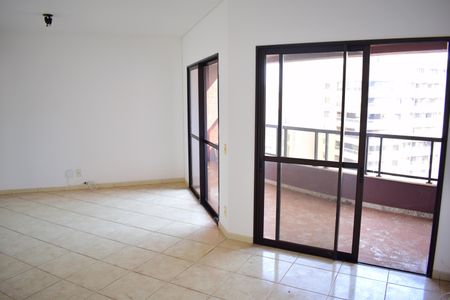 Sala de apartamento para alugar com 4 quartos, 174m² em Centro, Ribeirão Preto