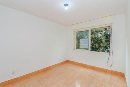 Quarto de apartamento à venda com 1 quarto, 48m² em São Sebastião, Porto Alegre