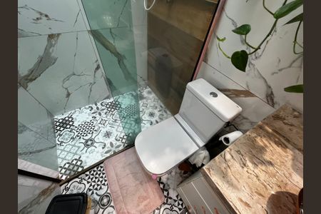 Casa à venda com 150m², 3 quartos e 2 vagas Casa à venda com 150m², 3 quartos e 2 vagasBanheiro