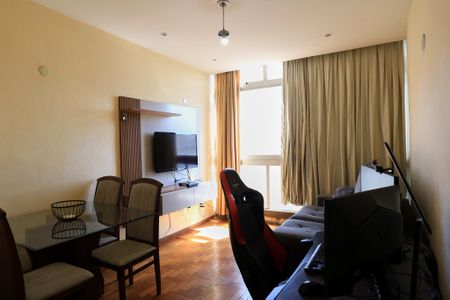 Sala de apartamento à venda com 2 quartos, 89m² em Funcionários, Belo Horizonte