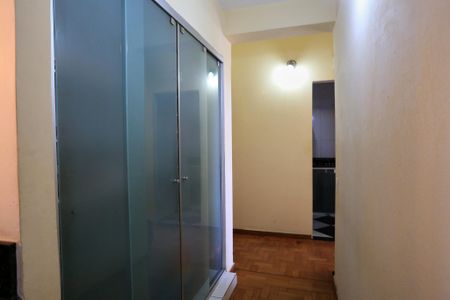 Apartamento à venda com 89m², 2 quartos e sem vagaCorredor