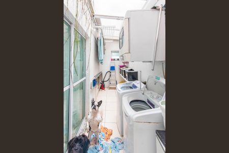 Apartamento à venda com 47m², 2 quartos e 1 vaga Apartamento à venda com 47m², 2 quartos e 1 vagaÁrea de Serviço