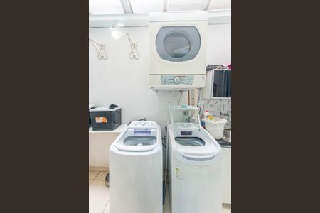 Apartamento à venda com 47m², 2 quartos e 1 vaga Apartamento à venda com 47m², 2 quartos e 1 vagaÁrea de Serviço