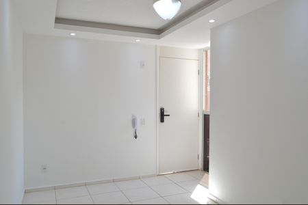 Sala de apartamento à venda com 2 quartos, 45m² em Camorim, Rio de Janeiro