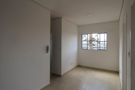 Sala de apartamento para alugar com 2 quartos, 36m² em Jardim Catarina, São Paulo