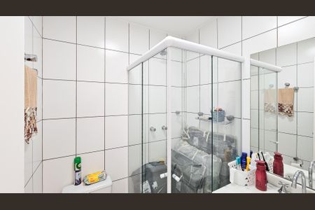 Apartamento à venda com 74m², 2 quartos e 1 vagaBanheiro 