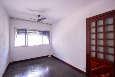 Sala de apartamento para alugar com 2 quartos, 72m² em Brasilândia, São Gonçalo
