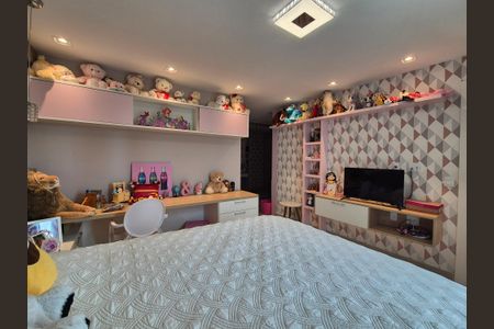 Casa de condomínio à venda com 426m², 5 quartos e 2 vagas Casa de condomínio à venda com 426m², 5 quartos e 2 vagasSuíte 3