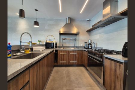 Casa de condomínio à venda com 426m², 5 quartos e 2 vagas Casa de condomínio à venda com 426m², 5 quartos e 2 vagasÁrea gourmet