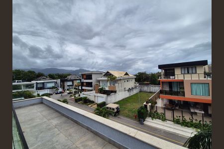 Casa de condomínio à venda com 426m², 5 quartos e 2 vagas Casa de condomínio à venda com 426m², 5 quartos e 2 vagasVista