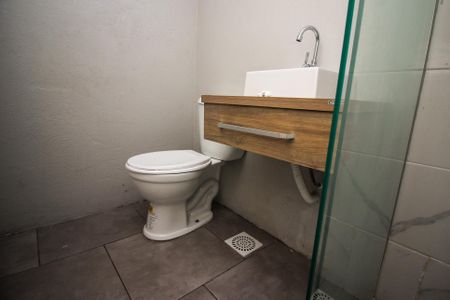 Casa de condomínio para alugar com 18m², 1 quarto e sem vaga Casa de condomínio para alugar com 18m², 1 quarto e sem vagaBanheiro da Suíte