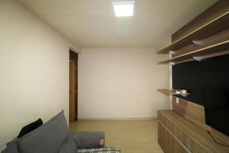 Sala de apartamento para alugar com 2 quartos, 52m² em Vila Santa Maria, São Paulo
